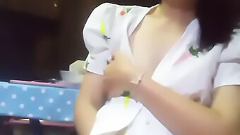 Paja Casera Y Show De Tetas De Una Chica Tailandesa